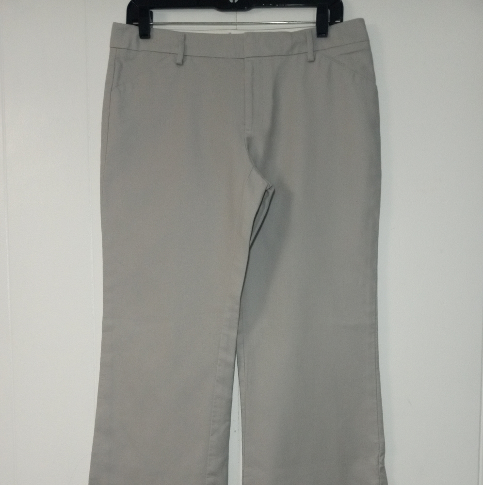 Gap Women Gray Pants Size 6